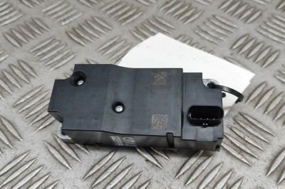 Unitate de control blocare direcție PORSCHE CAYENNE 9Y0/9Y3 2019 OEM: 3Q0905861C | 30623648 foto