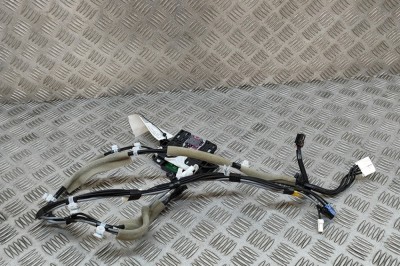 Antena TOYOTA C-HR _X2_, _H2_ 2024 OEM: 86880-02110,86862-76050 28244355 foto