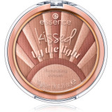 Essence Kissed by the light pudra pentru luminozitate culoare 02 10 g