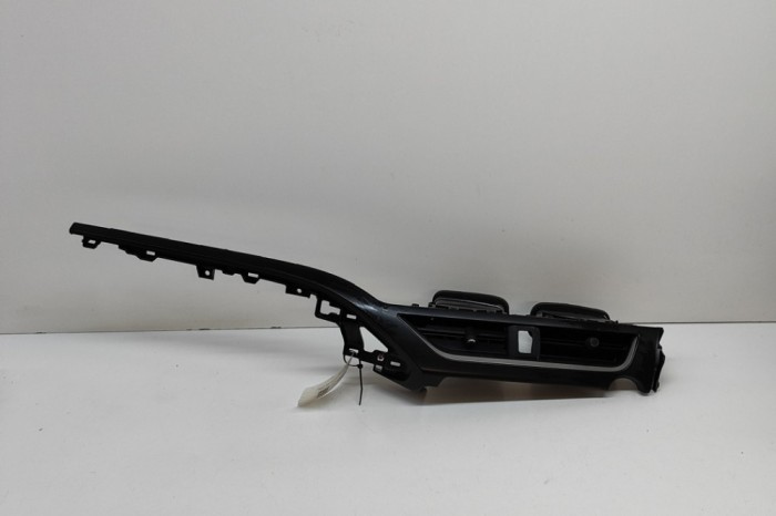 Gura de ventilație planșa de bord LEXUS UX _AA1_, _AH1_, _MA1_ 2022 OEM: 55405-76030 30272657