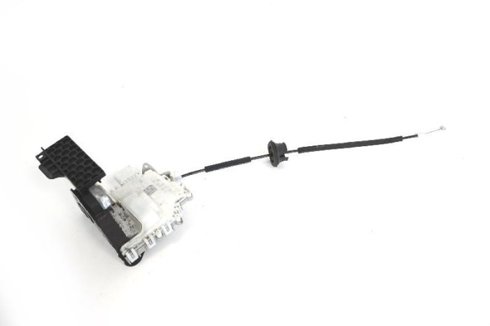 &Icirc;ncuietoare ușă st&acirc;nga față AUDI A6 4G2, C7, 4GC 2015 OEM: 8J2837015E | 4047423
