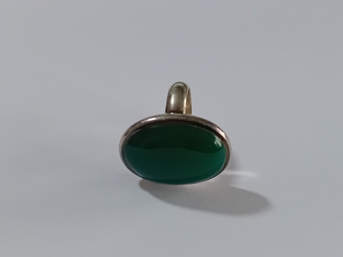 Inel din argint masiv cu piatra verde #10002