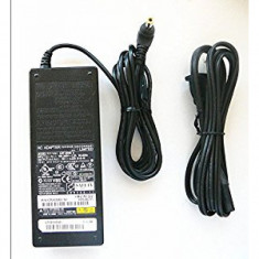 Adaptor FUJITSU AC FPCAC62W 19V 4.22A foto