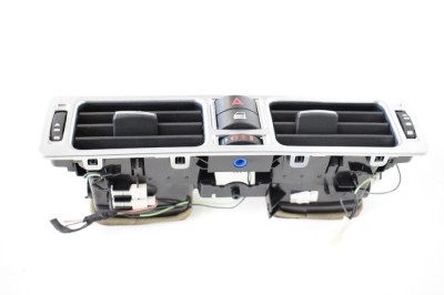 Gura de ventilație planșa de bord LAND ROVER RANGE ROVER III L322 2007 OEM: JDB500240 | 10947869 foto