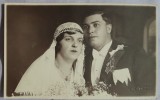 Fotografie tip carte postala, mire si mireasa, 1931