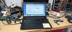 Laptop Asus AMD E2-7015 With Radeon R2 1.5GHz, Ram 4GB, SSD 64GB