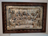 Superbă lucrare &icirc;n alama manuala Cina Cea De Taina ,piesa deosebita &icirc;ncadrata Intr-o rama din lemn masiv furniruita