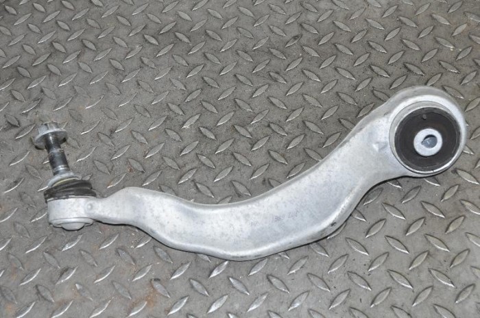 Braț curbat dreapta față BMW 7 G11, G12 2018 OEM: Sedan | 10627048