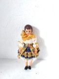 Papusa vintage slovaca / Cehoslovacia, Lidova Tvorba, anii 80, 11cm