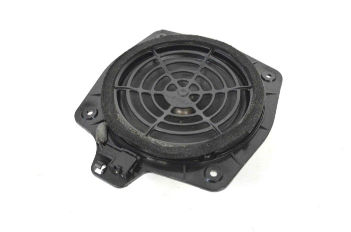 Difuzor ușă st&acirc;nga față AUDI A4 Cabrio 8H7, B6, 8HE, B7 2006 OEM: 8H0035411A 12055347