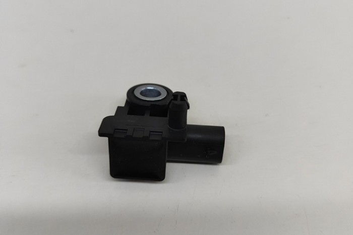 Senzor de impact dreapta față AUDI Q4 Sportback F4N 2022 OEM: 1EA959651 | 23890627