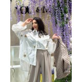 Camasa dama alba cu aplicatii florale 3D