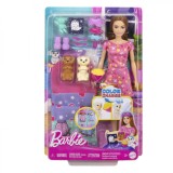 BARBIE PAPUSA BARBIE FAMILY SET PETRECERE CU 2 CATELUSI COLOR CHANGE SuperHeroes ToysZone, Mattel