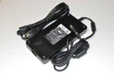 Alimentator pt.: LAPTOP DELL; model: GA240PE-00; 19.5V; 11800mAh; 240W; &amp;amp;quot;0FWCRC&amp;amp;quot;; REF foto