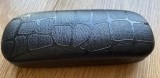 Etui ochelari hard case negru interior moale, laveta, nou