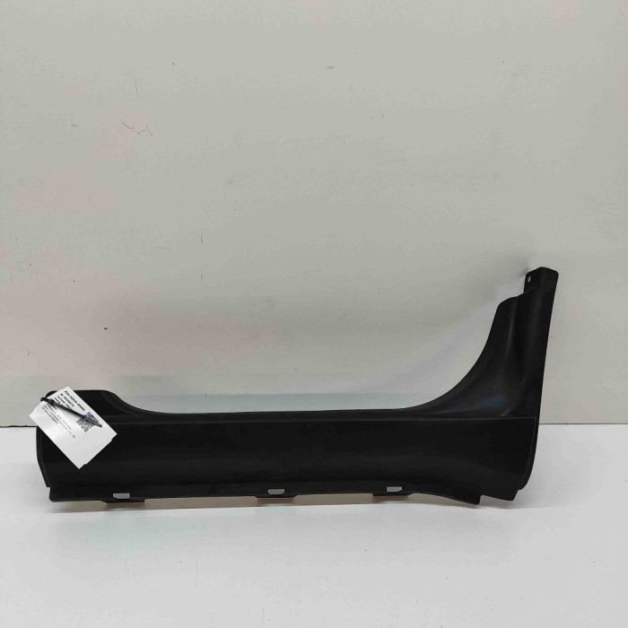 Ornament prag dreapta față IVECO DAILY VI Box 2022 OEM: 5801521532