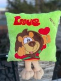 Cumpara ieftin Perna din plus personalizata_Leu cu picioruse, TOY World Int.