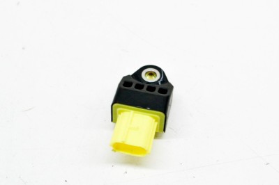 Senzor de impact st&amp;acirc;nga spate TOYOTA PRIUS _W3_ 2010 OEM: 89831-75020 13928267 foto