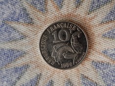 10 FRANCS 1986 Franta. foto