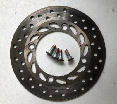 Honda CBR125R JC50 11-17 JC39 07-10 JC34 04-06 Disc frana spate 3,78mm cu surub foto