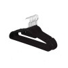 Set 10 Umerase Catifea Antiderapante IdeallStore&reg;, Negre, Carlig Rotativ 360&deg;, 45cm, Umerase Haine, Costume, Pantaloni, Accesorii
