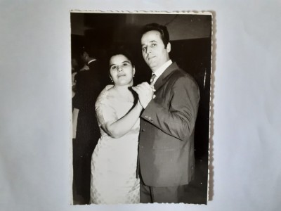 10 fotografii rom&amp;acirc;nești cu dans foto