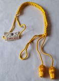Snur de culoare galbena - Pionieri - Comandant de Detasament, cu eticheta originala, Cooperativa Arta Aplicata - Bucuresti, anul 1980