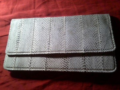 Plic elegant din piele de sarpe ( originala) dim. 26x14cm , f. putin folosit foto