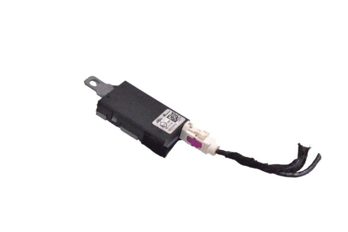 Amplificator de antena ALFA ROMEO GIULIA 952_ 2017 OEM: 50533970 | 15989558