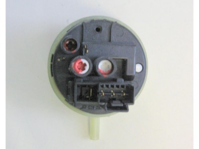 Presostat masina de spalat INDESIT 16002186000 505KB101 foto