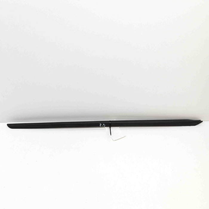 Ornament vertical parbriz dreapta VW ID.5 E39 2022 OEM: 11A854328