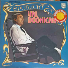 Disc vinil, LP. Spotlight On Val Doonican. SET 2 DISCURI VINIL-VAl doonican