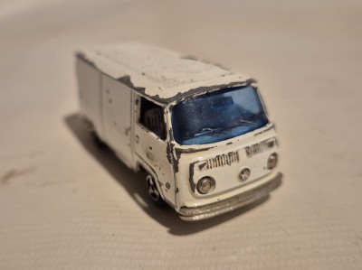 Fourgon VW - Majorette foto