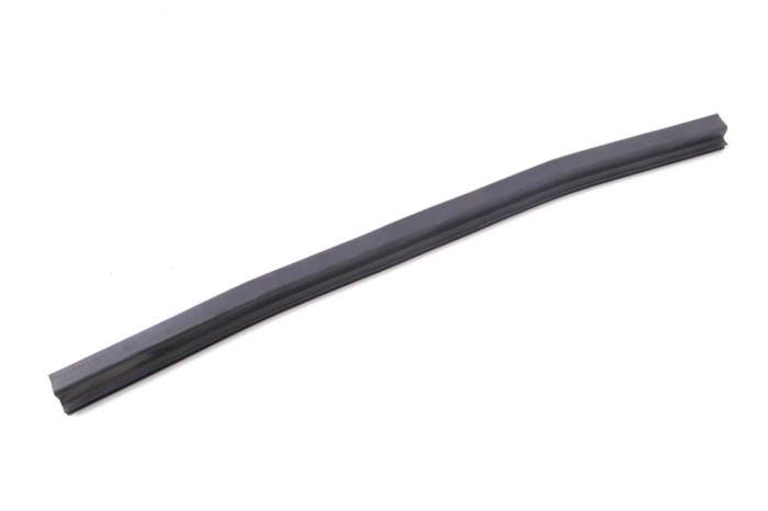 Garnitura ușă st&acirc;nga spate TESLA MODEL S 2017 OEM: 1038408-00-A,1038407-00-A 12151518