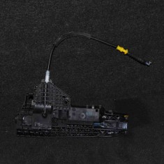 M&acirc;ner exterior ușă dreapta spate AUDI Q3 8U 2014 OEM: 8U0837886 1988024