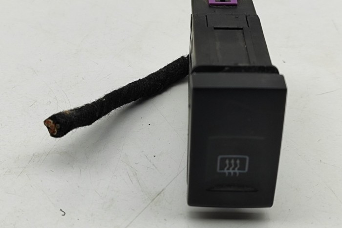 Comutator &icirc;ncălzire parbriz VW BEETLE Cabrio 1Y7 2005 OEM: 1C0959621 31539562