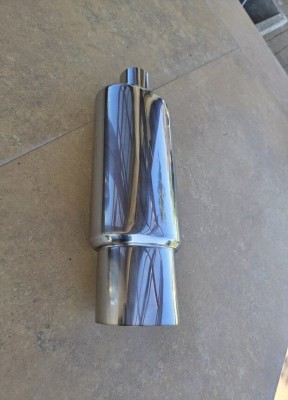 Tobă sport de inox cu o ieșire de tip buză ovală subțire foto