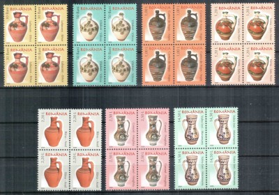Romania 2005, LP 1703, Ceramica romaneasca III, seria in blocuri de 4, MNH! RARA foto