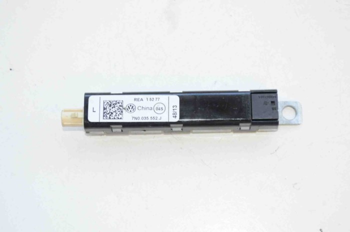 Amplificator de antena VW SHARAN 7N1, 7N2 2014 OEM: 7N0035552J