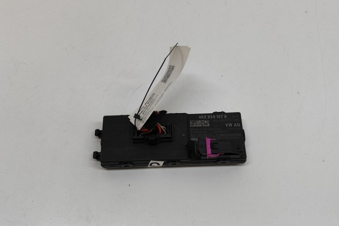 Unitate de control haion PORSCHE Taycan 2022 OEM: 4KE959107A,A2C76549213 | 31802561