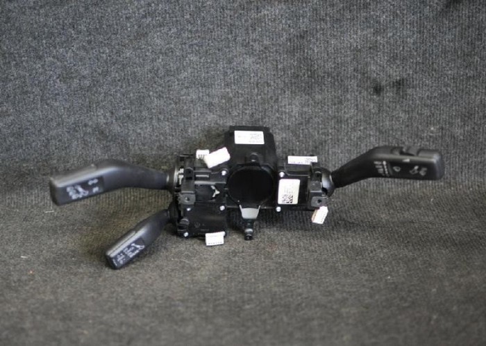 Maneta semnalizare ștergătoare VW PASSAT B7 362 2011 OEM: 3C5953501BG,3C5953502B 1939403