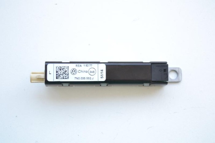 Amplificator de antena VW SHARAN 7N1, 7N2 2015 OEM: 7N0035552J 2494606