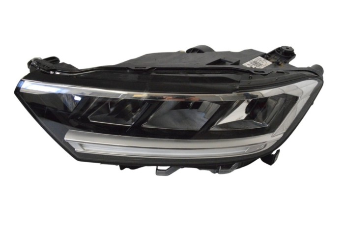 Far st&acirc;nga față VW T-ROC A11 2022 OEM: L90201368,2GA941005G,2GA941005,90198872 21480845