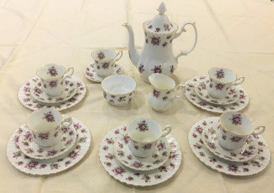 Set - ceai / cafea - portelan Englezesc - Royal Albert - Sweet Violets - 6 pers foto