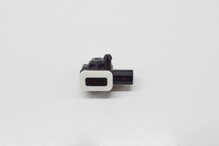 Senzor de impact dreapta spate FORD FOCUS III 2016 OEM: F1ET-14B345-AA 20617337