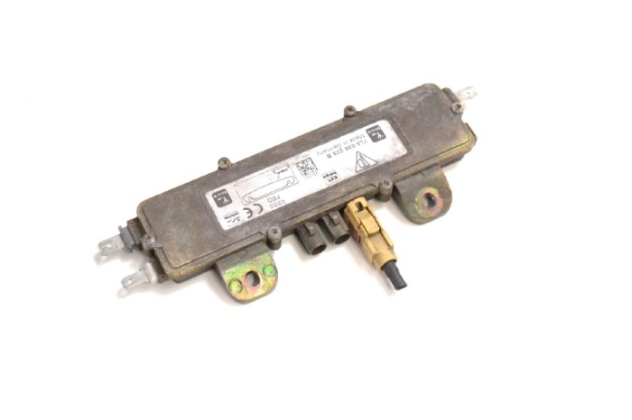 Amplificator de antena PORSCHE CAYENNE 9PA 2005 OEM: 7L5035225B 11619238
