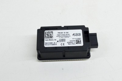 Modul de control presiune anvelope TESLA MODEL X 2018 OEM: 1034601-00-C,A2C93336701,40398036,7812D-RXIDP434 12610116 foto