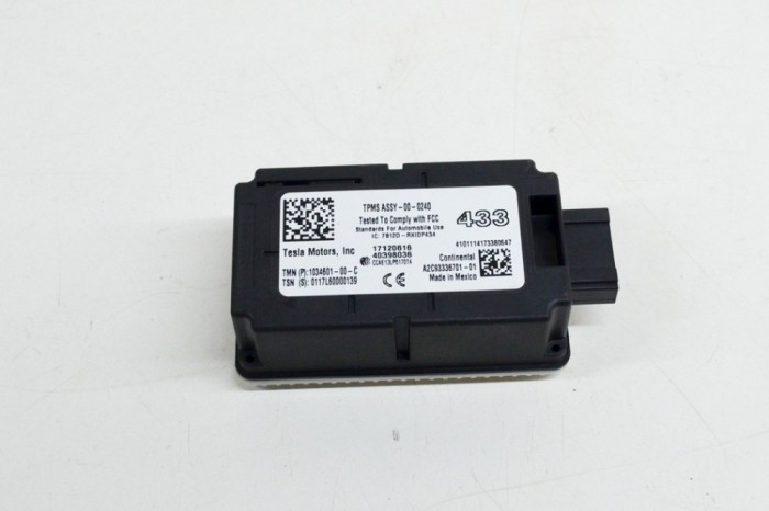 Modul de control presiune anvelope TESLA MODEL X 2018 OEM: 1034601-00-C,A2C93336701,40398036,7812D-RXIDP434 12610116