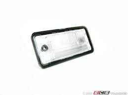 Lampa numar Audi A3 8P 2003-2012, A4 B6 B7 2000-2008, A6 C6 2004-2011, A8 D3 D4 2003-2013, Q7 (4L) 2005-2015, A5/S5 (B8), 10.2011-05.2012 Cabrio , ti foto