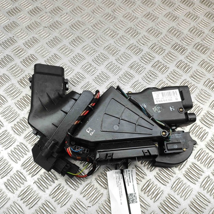 Tub de admisie aer VW PHAETON 3D_ 2003 OEM: 3D0819874B,3D0959984